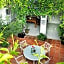 Casa Canario Hostel