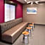 Holiday Inn Express & Suites Bryant West By IHG