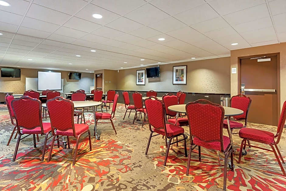 Best Western Plus Brookside Inn