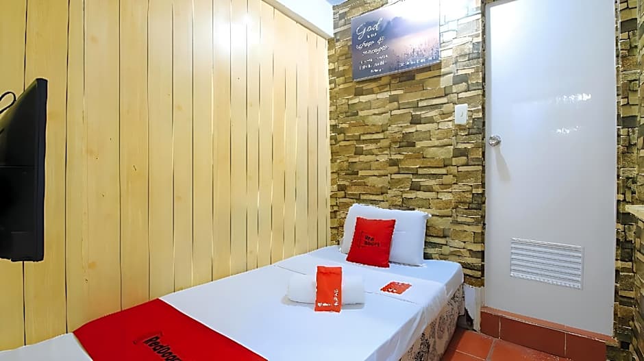 RedDoorz near OWWA Pasay