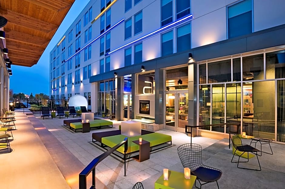 Aloft Portland Airport Hotel at Cascade Station