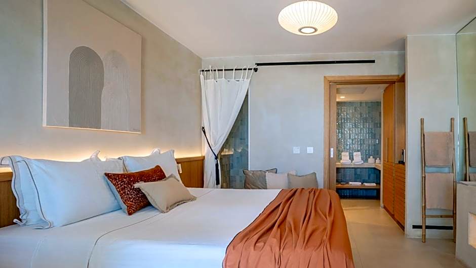 Apeiron Blue Santorini by Apeiron Hotels