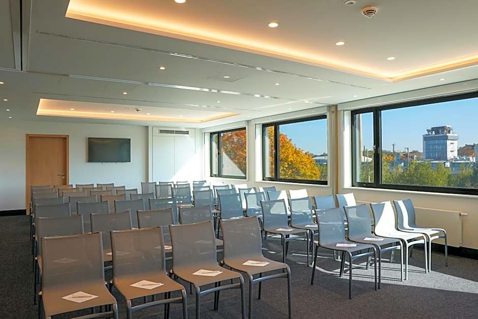 Holiday Inn Munich - Leuchtenbergring By IHG