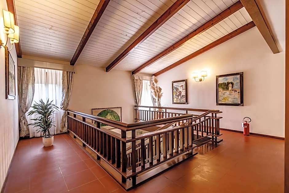 Agriturismo Villa Godenano - Pool&Restaurant
