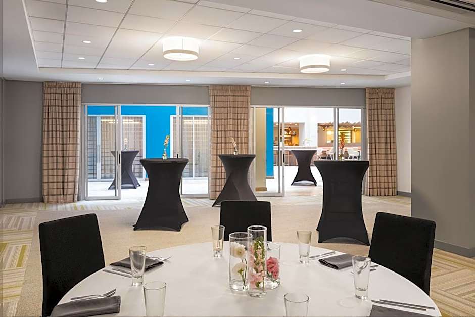 EVEN Hotel Pittsburgh Downtown by IHG