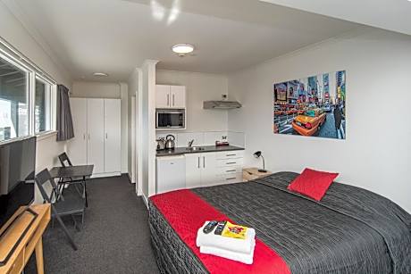 The Hibernian Studio Apartments - 4 Latter Street