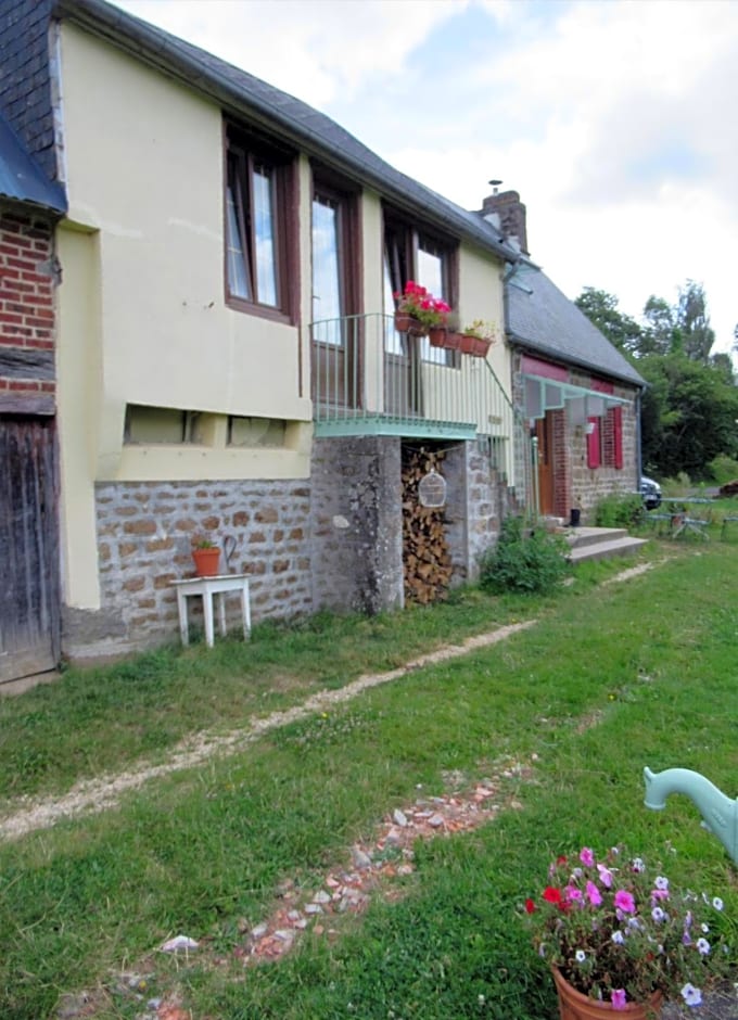 L'Oisiveraie - Ecolieu dans le bocage normand