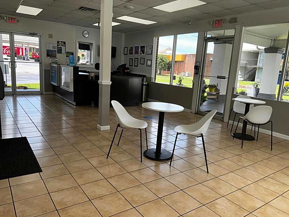 Motel 6-Tifton, GA