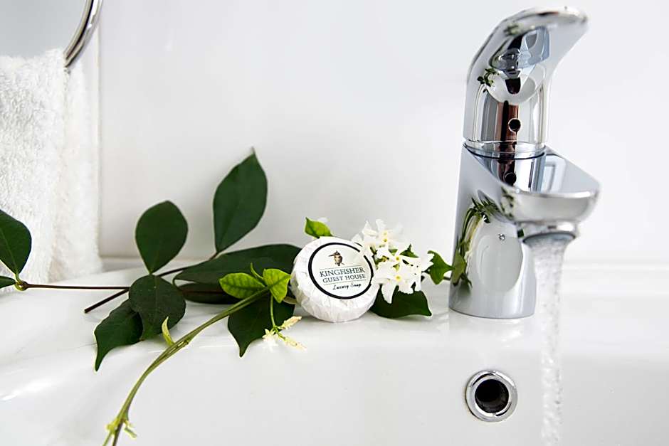 Kingfisher GuestHouse