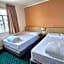 Man Va Hotel