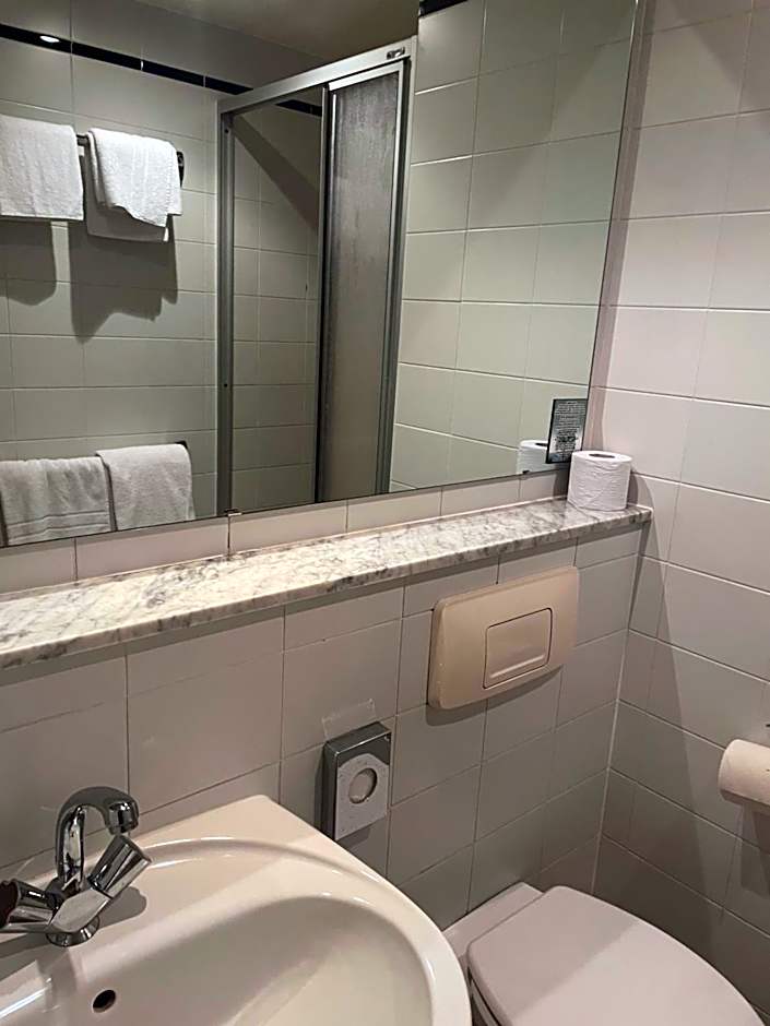 Hotel Bitterfelder Hof