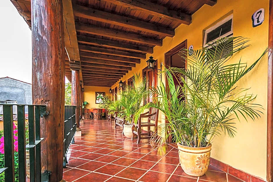 OYO Posada De Los Angeles