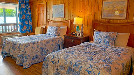 Deluxe Double Room with Two Double Beds - Non-Smoking