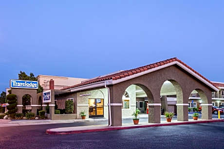 Travelodge by Wyndham Hemet CA