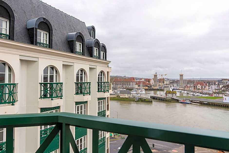 SOWELL HOTELS Le Beach
