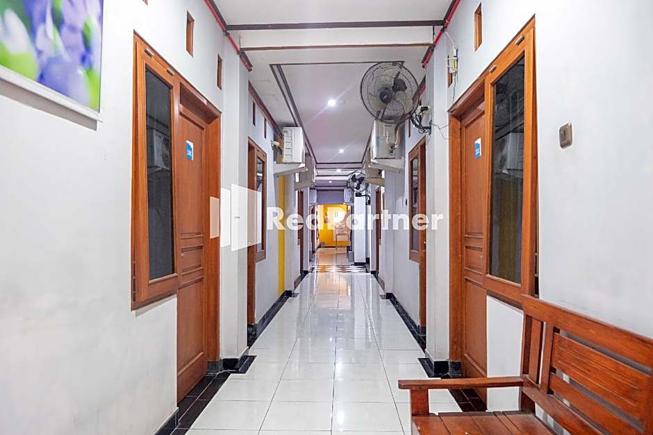 Athaya Hotel Syariah near UGM Yogyakarta Mitra RedDoorz – Yogyakarta, MN