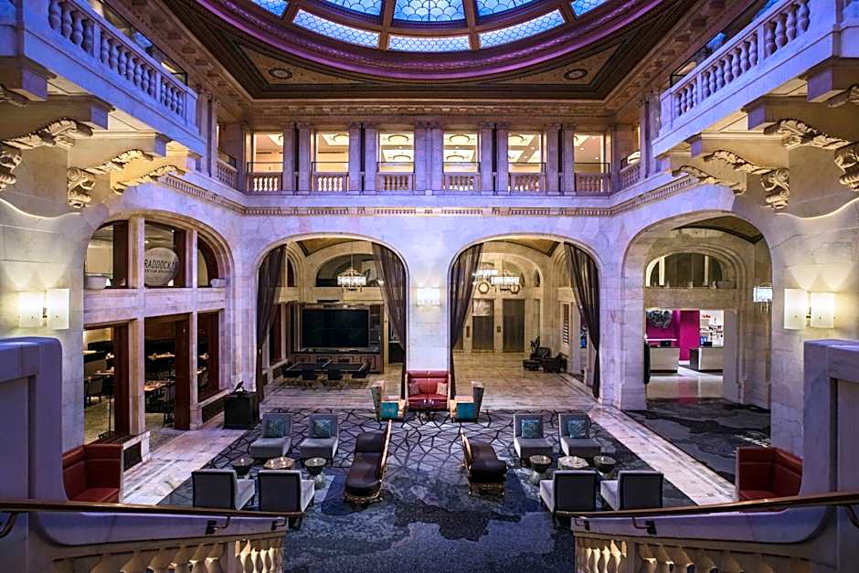 Renaissance by Marriott Pittsburgh Hotel