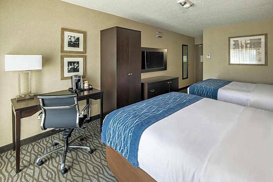 Comfort Inn Montreal Aeroport