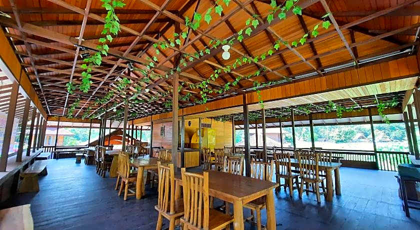 Hotel Besar Bulan Baru