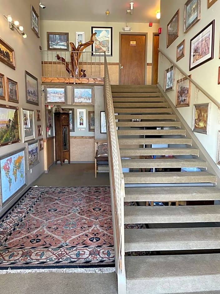 Rawlins Western Lodge