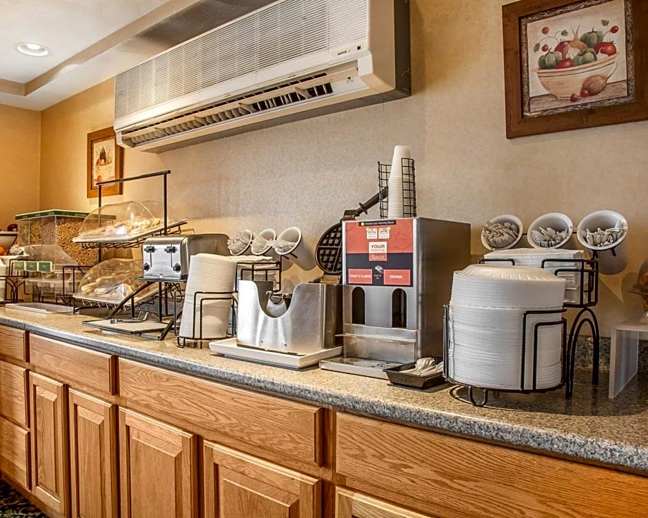 Comfort Inn At Newport Beach