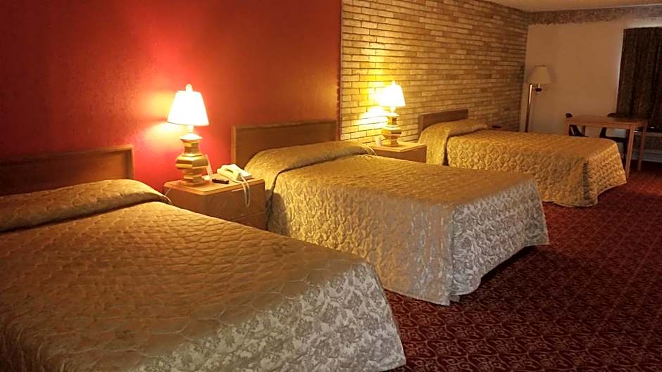 Executive Inn and Suites Waxahachie