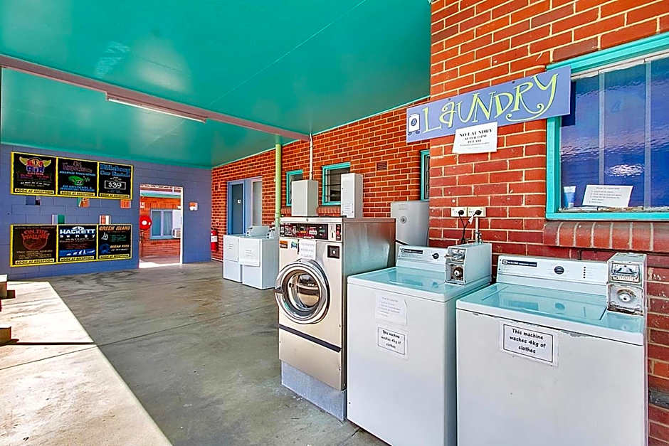 Caravella Backpackers