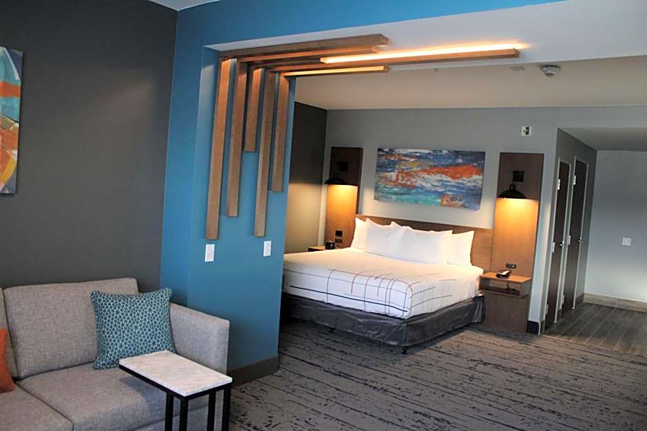 La Quinta Inn & Suites by Wyndham Bardstown