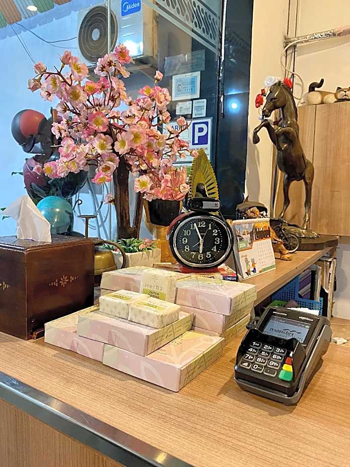 Cabin Hotel Bhayangkara