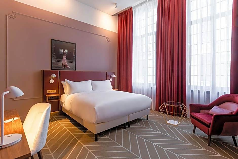 Sapphire House Antwerp, Autograph Collection