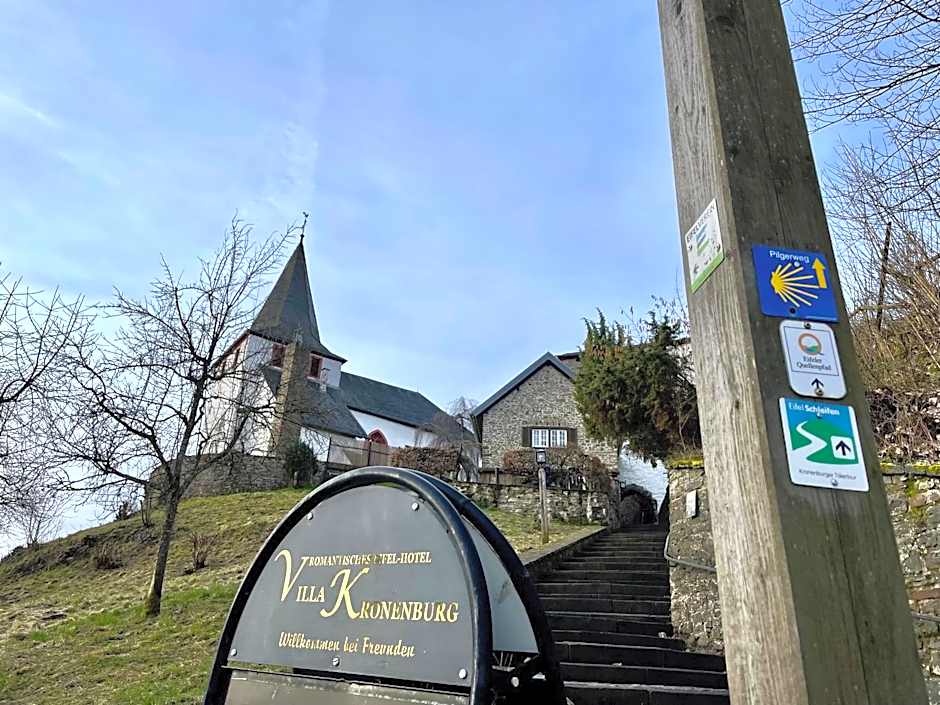 Burghaus & Villa Kronenburg