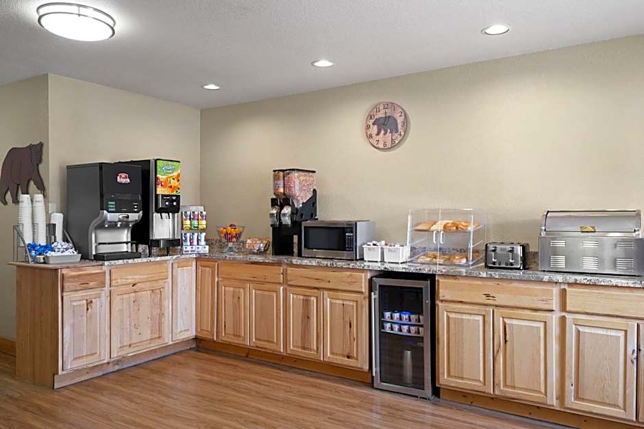 Super 8 by Wyndham Kalispell Glacier National Park