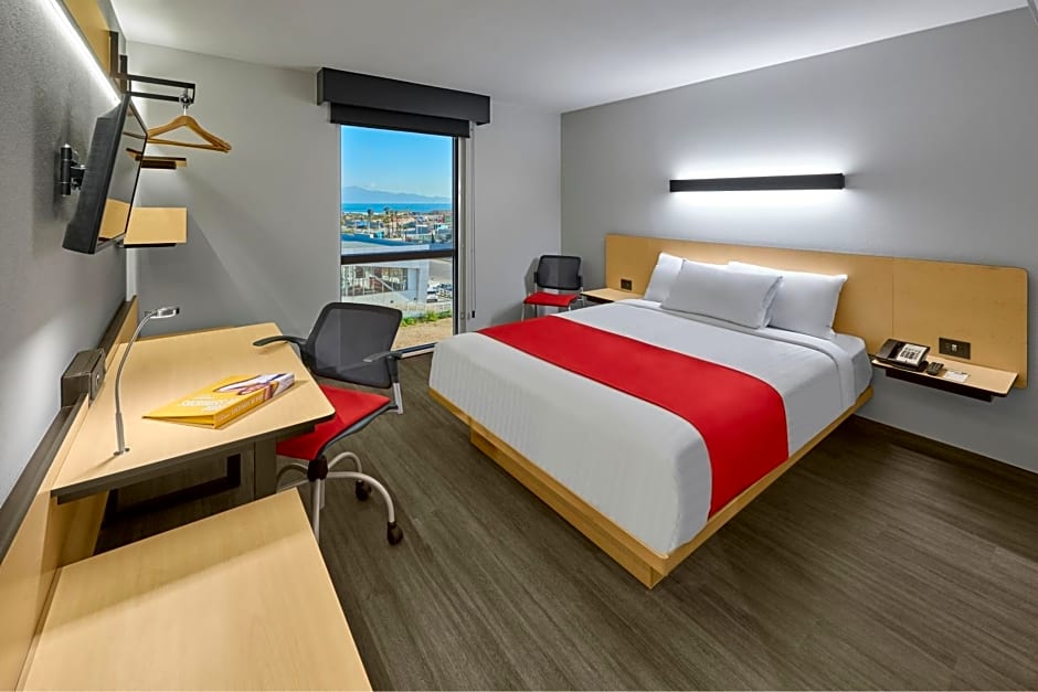 City Express by Marriott Ensenada