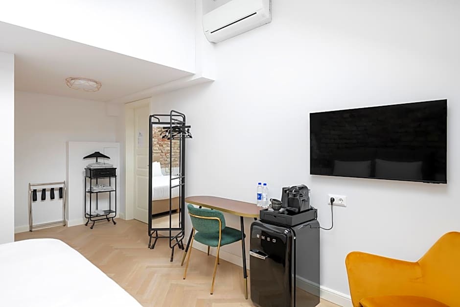 St Casimir Apartments