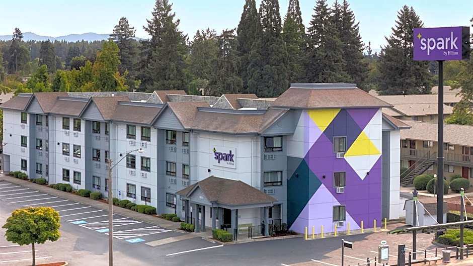 Spark by Hilton Springfield Eugene