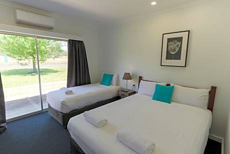 Two-Bedroom Suite(Room 13 & 14)