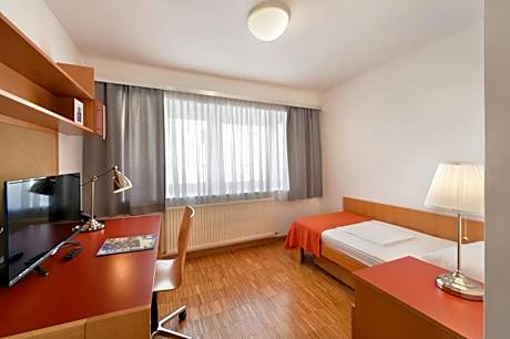 Budget Single Room
