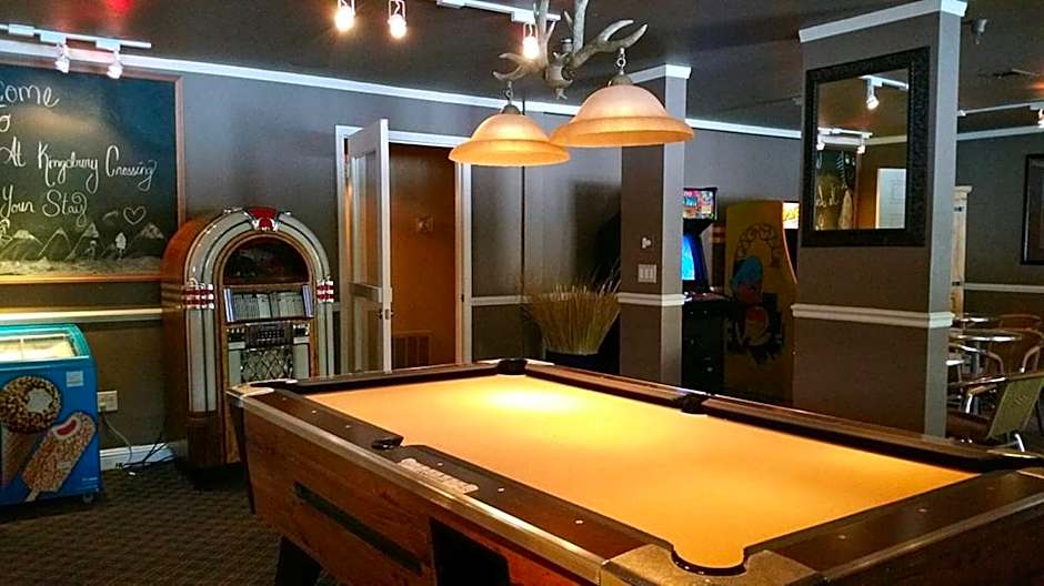 Lodge at Kingsbury Crossing