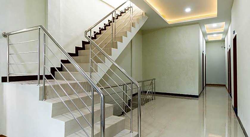 RedDoorz near Medan Amplas