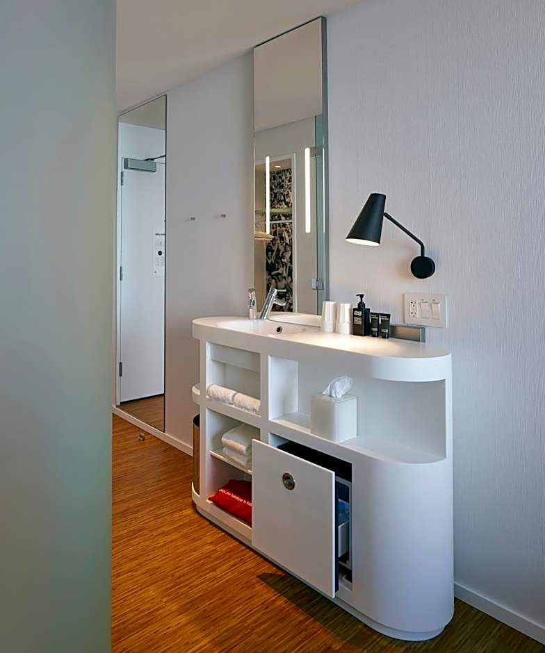 citizenM Boston North Station