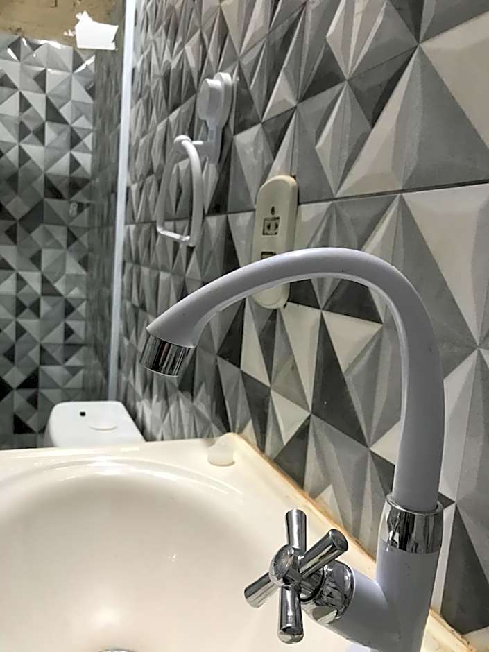 Lopez Village GuestHouse