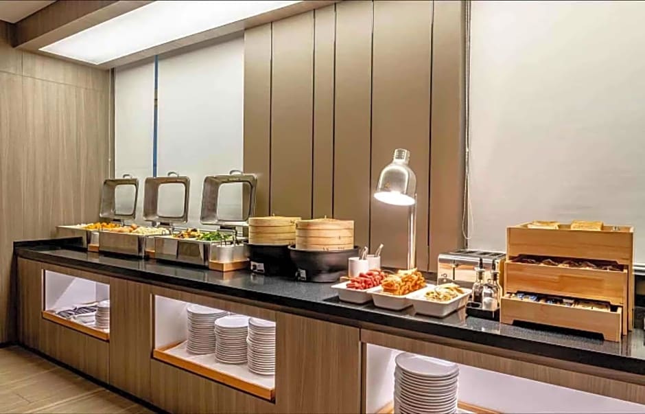 Hanting Hotel Yulin Development Zone Wanda Plaza