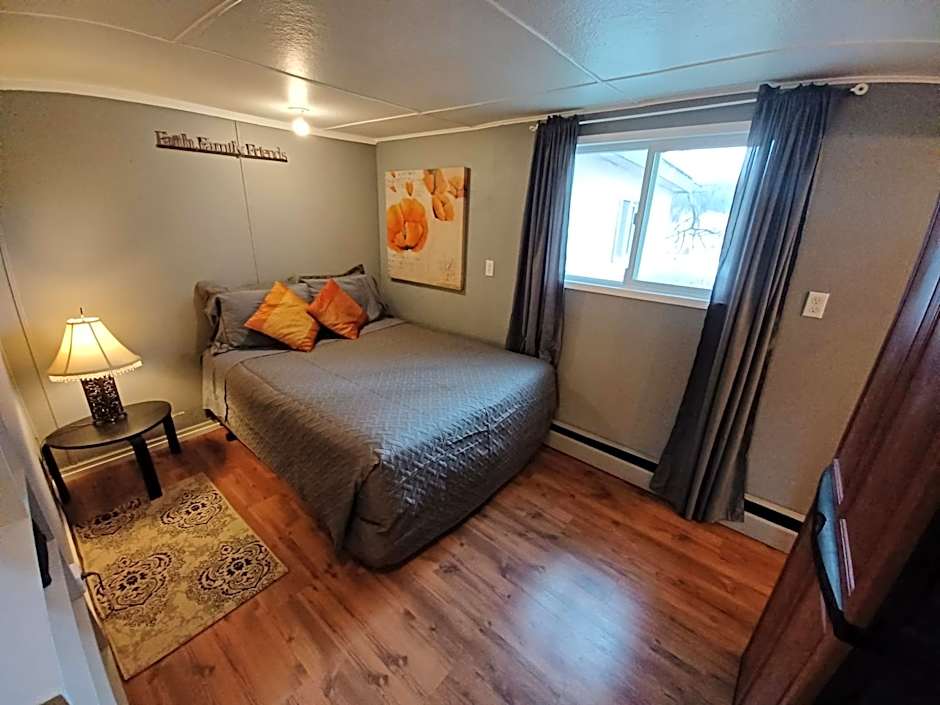 Deerview Lodge & Cabins - Princeton BC