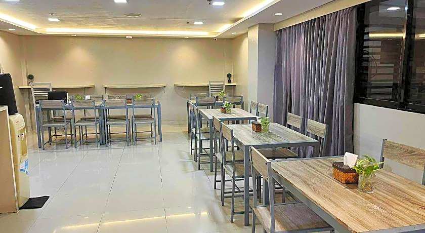 Travelbee Business Inn