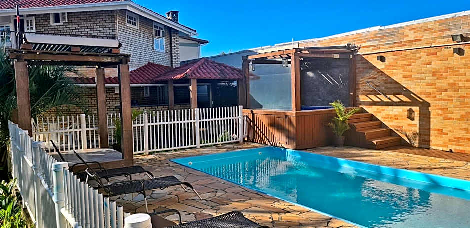 Pousada Recanto Edênico - à beira mar da Praia Ponta do Papagaio, Palhoça SC