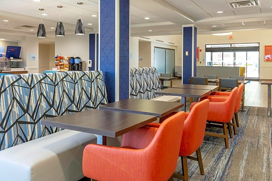 Holiday Inn Express Hotel & Suites Jacksonville Airport By IHG
