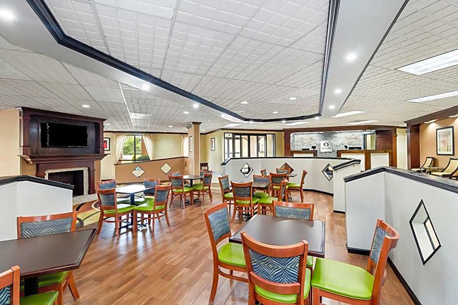 Quality Inn & Suites Florence Civic Center