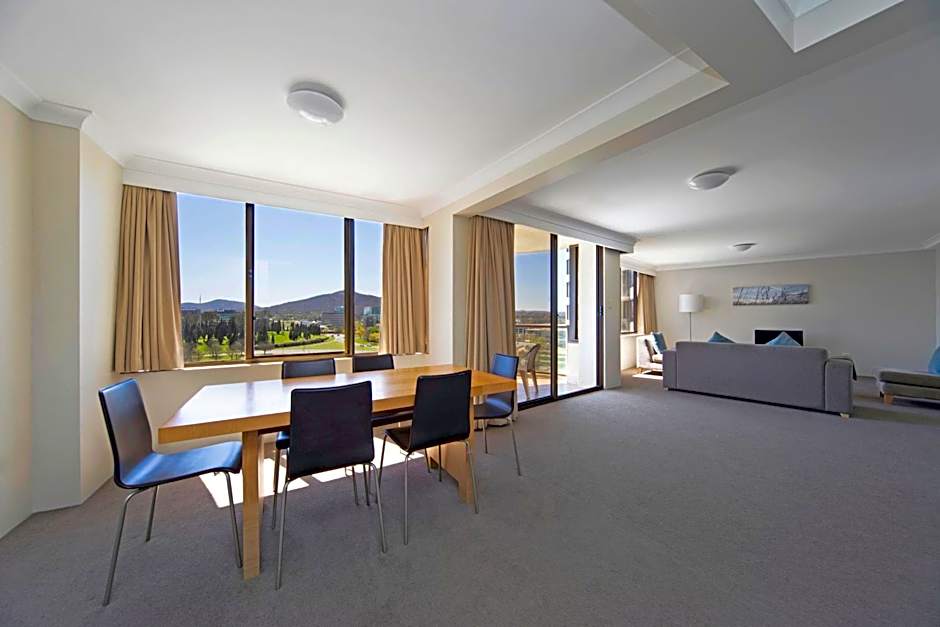 BreakFree Capital Tower Canberra