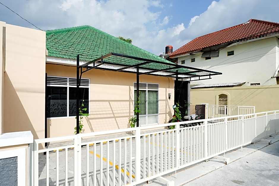 RedDoorz near Gejayan 3