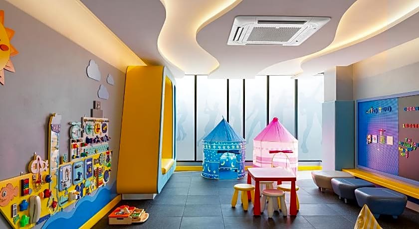 The Oceanic Sportel Phuket - SHA Extra Plus